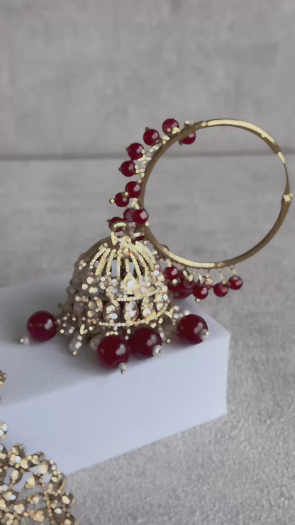 Ayura Designs Dastoor Tikka Set with Balis – Deep Maroon Beads, Champagne Stones & Pearls