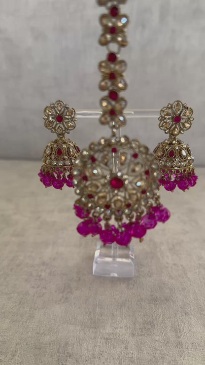 Ayura Designs Hookum Antique Gold Tikka Set – Elegant Earrings & Tikka with Black Bead Accents
