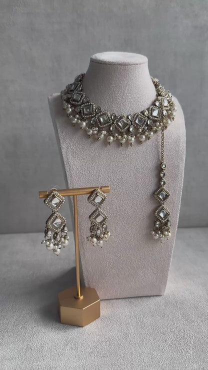 Ayura Designs Talia Set with Earrings & Tikka – Champagne Gold, Kundan & Pearls